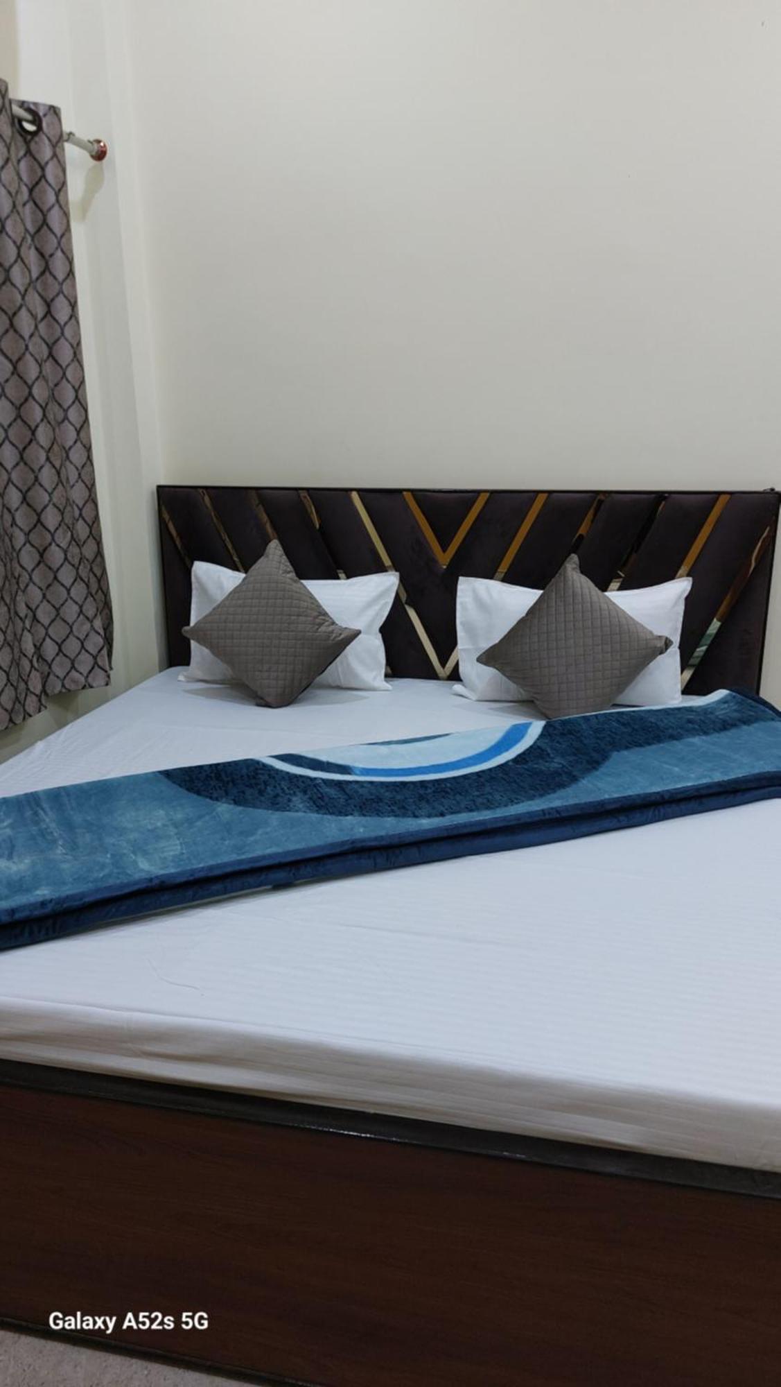 Narayani Paying Guest House 瓦拉纳西 外观 照片