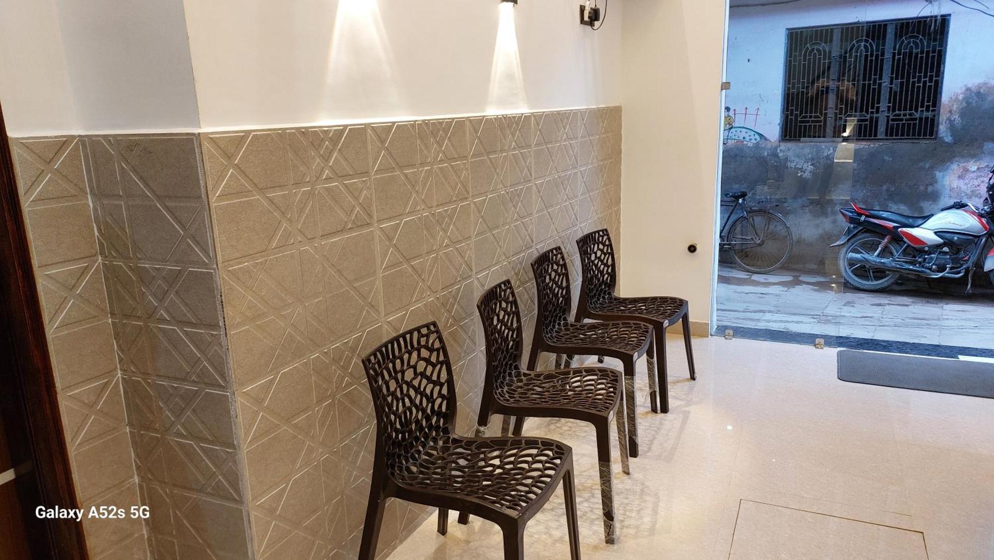 Narayani Paying Guest House 瓦拉纳西 外观 照片